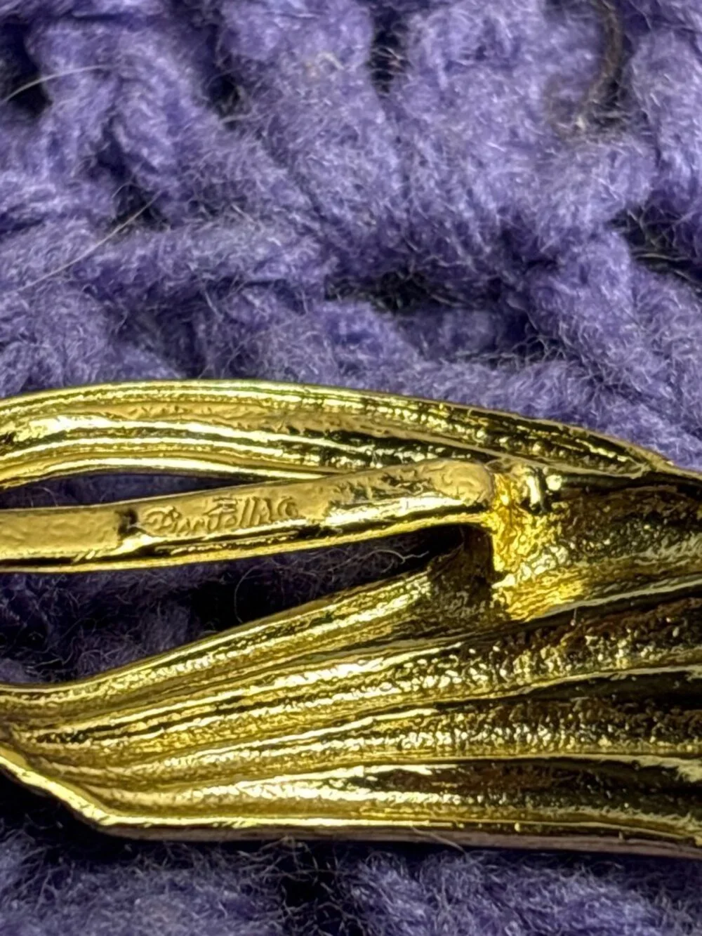 Vintage Piscitelli Scarf Slide Goldtone Wing Fan 1.75 inches